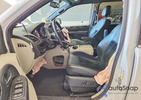 2016 Dodge Grand Caravan Sxt z USA, uszkodzony, nr VIN 2C4RDGCG0GR355912